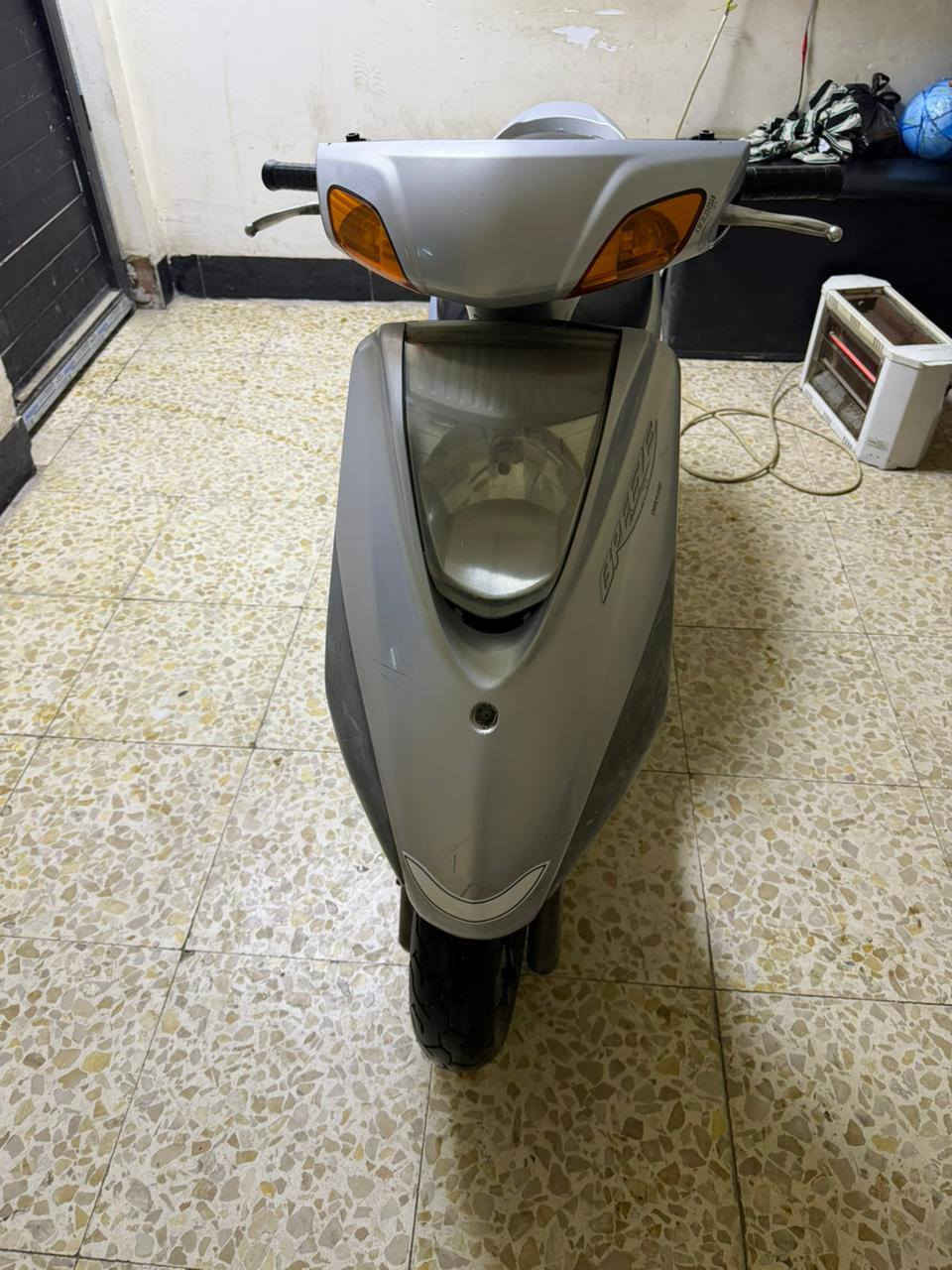 سلام عليكم اخوان المحترمون من رخصت صاحب الكروب المحترم هاي بريز نوزل مكفوله كفاله عامه ماشيه ٢٥ الف شرط توديه اي فيتر يعجبك إذ مفتوح برغي بيه شرط دراجه الك بلاش عده شخوط بسيطه موضحينه بل فديو هاذ رقمي ***********سعر ٩٠٠
