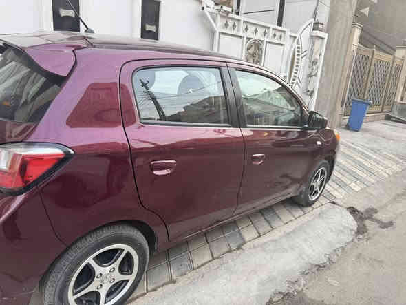 سلام عليكم ميتشوبيشي ميراج موديل ٢٠٢٤ ماشيه ٣٩ الف قابل الزياده بسمي ***********العنوان بلديات سعر 11000$ وبيها مجال
