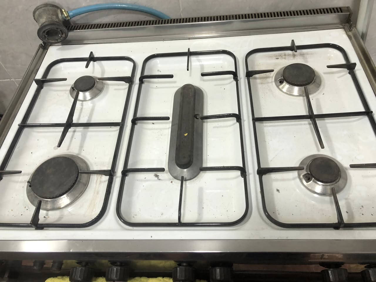 عندي هذا الطباخ ابيعه


**إذا كنت صاحب هذا الإعلان وتريد حذفه لأي سبب، رجاءا أرسل رسالة إلى الدعم الفني**