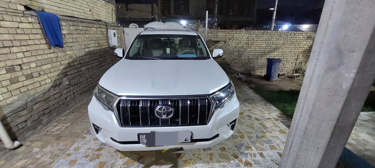 السلام عليكم لاندكروزر برادو موديل 2018 ماشيه 91 الف فئة TX.Sرقم أربيل انكليزي تحويل مباشر السعر 37 الف  تفاصيل أكثر اتصال ***********
