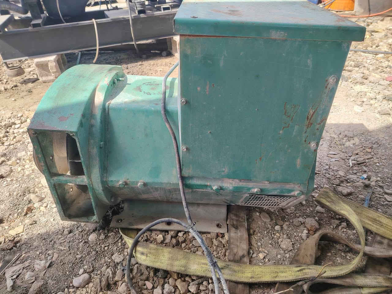 راس توليد 250 كيفي ستامفور بلادي 🔔

 ما ملفوف بلادي السعر 22 ورقة 💲

 المكان بغداد *********** ☎️
