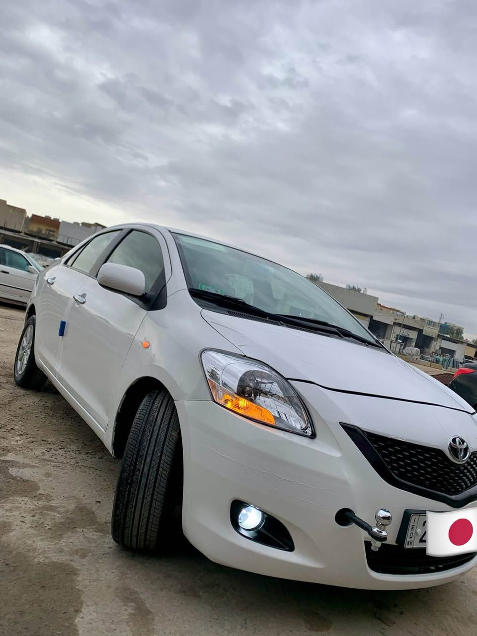 توێتا یارس 2013 مواسفات دەبل گیج ئیستاپ abc ١٧٧ هەزار هەقیقی ڕۆیشتوە دوو جێی بچوکی ساردە سەیارەکە تا بڵێی خاوێنە چوار تایەو ویلی نوێی لە ژێرە بۆ زانیاری زیاتر پەیوەندی بەم ژمارە بکە   ***********  شوین هەولیر أربيل, العراق
