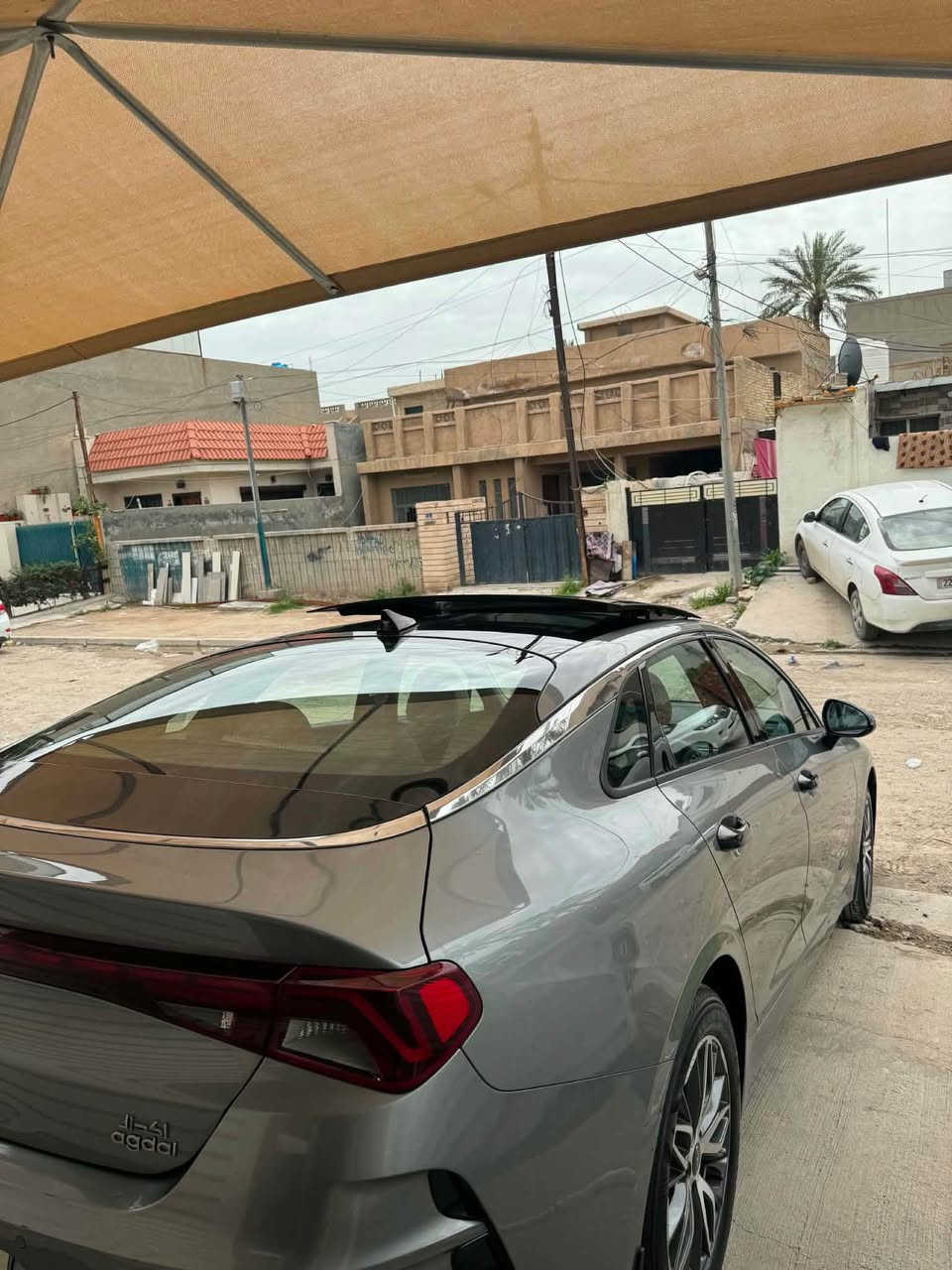 السلام عليكم 
Kia K5

2023 
خليجي فقط بارد بالبنيد بسيط وباقي كفاله

شركه نم 
رقم اربيل باسمي 
بنوراما 
بصمه + بصمه ابواب
محرك 2000 دوش
كرسي كهرباء
كراسي جلد
شاشه 
كامره خلفيه
حساسات
هندربيك بصمه
انضمه قياده 
ماشيه 27 الف 
تحكمات ستيرن جهيتن
اوتو هولد
تدفئه وتبريد بالكراسي
تبريد بيانو
شاشه اعطال 
تبريد قطعتين
لايت زينون اربع عدسات
مانع انزلاق
اشاير بالمري
جنطه ذكيه
بك لايت لد

السيارة بعدها. بالضمان تبديل الدهن بالشركه وصيانه بالشركه ابدل شركه اكدال

مكان السيارة بغداد حي الخضراء 

***********

سعر  215 وبيها مجال بسيط بغداد, العراق
