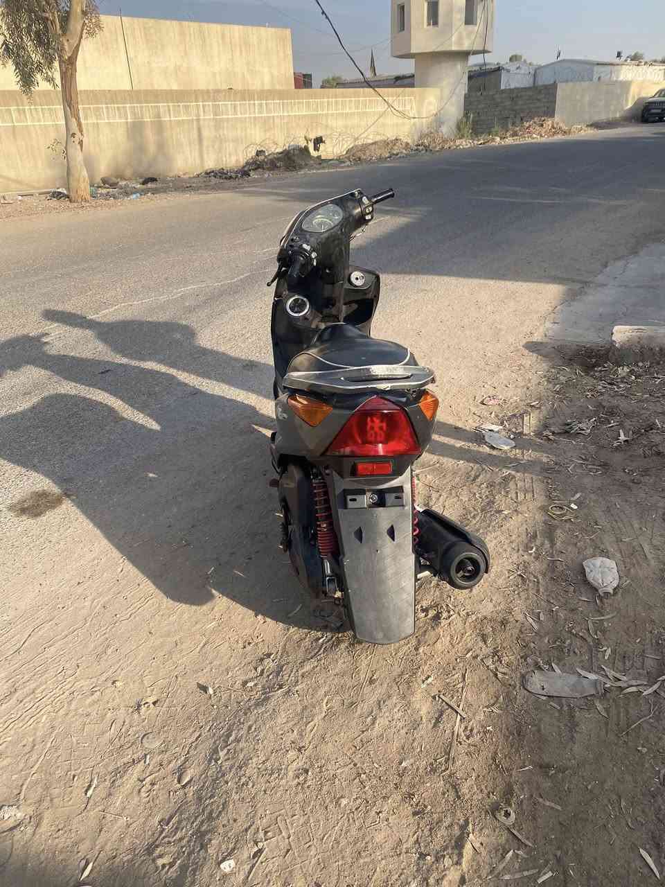 سلام عليكم دراجة ثعلب خير من الله ما مفتوحه ولا كايمه السعر 400 بيهة مجال الرقم *********** ياباني
