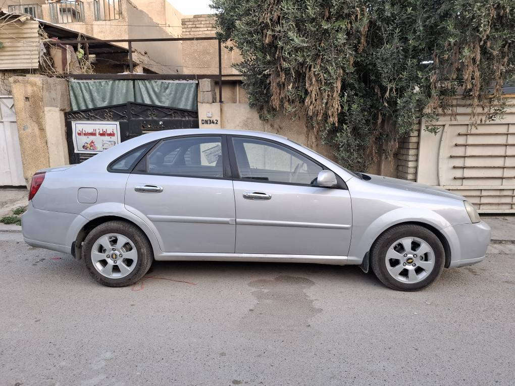 السلام عليكم للبيع اوبترا موديل ٢٠٠٩ محرك ١٨٠٠ وارد خليجي مكفوله كفاله عامه من الدعاميه للدعاميه كير ومكينه كفاله تخم تاير جديد صدر امامي خلفي جديد كهربائيات كلها شغاله رقم انكليزي شاشه +كاميرا السعر ٧٧ وبيها مجال بسيط 
مكاني الدوره ابو دشير 
رقم الهاتف *********** بغداد, العراق
