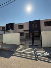 مجمع السلطان مرحله ثالثه • 200م • طابقين شارع 30