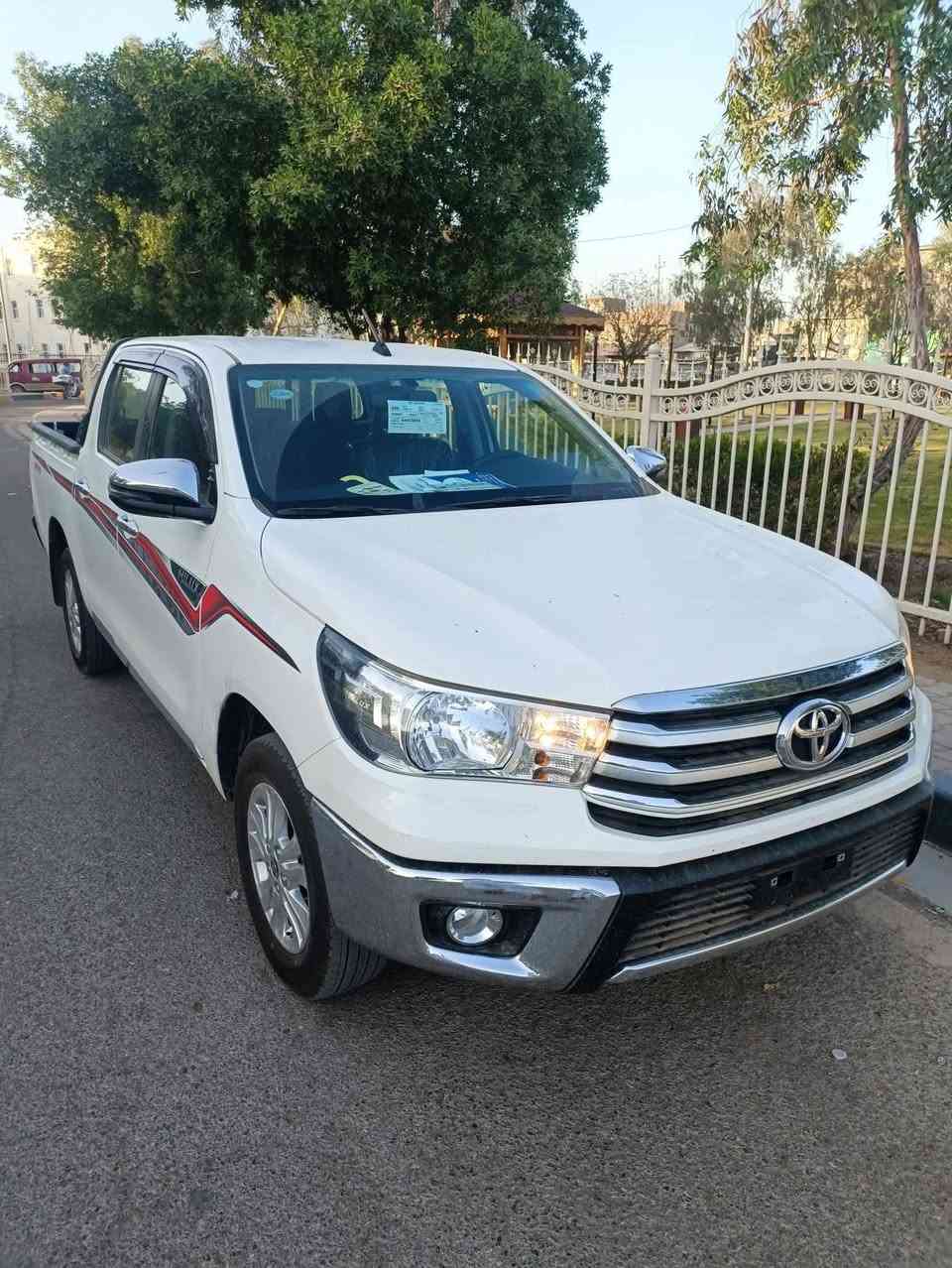 تويوتا هايلوكس ٢٠٢٥ مرقم بغداد بسمي فول مواصفات زيرو السعر ٣١٠
الشراي يتصل ***********
