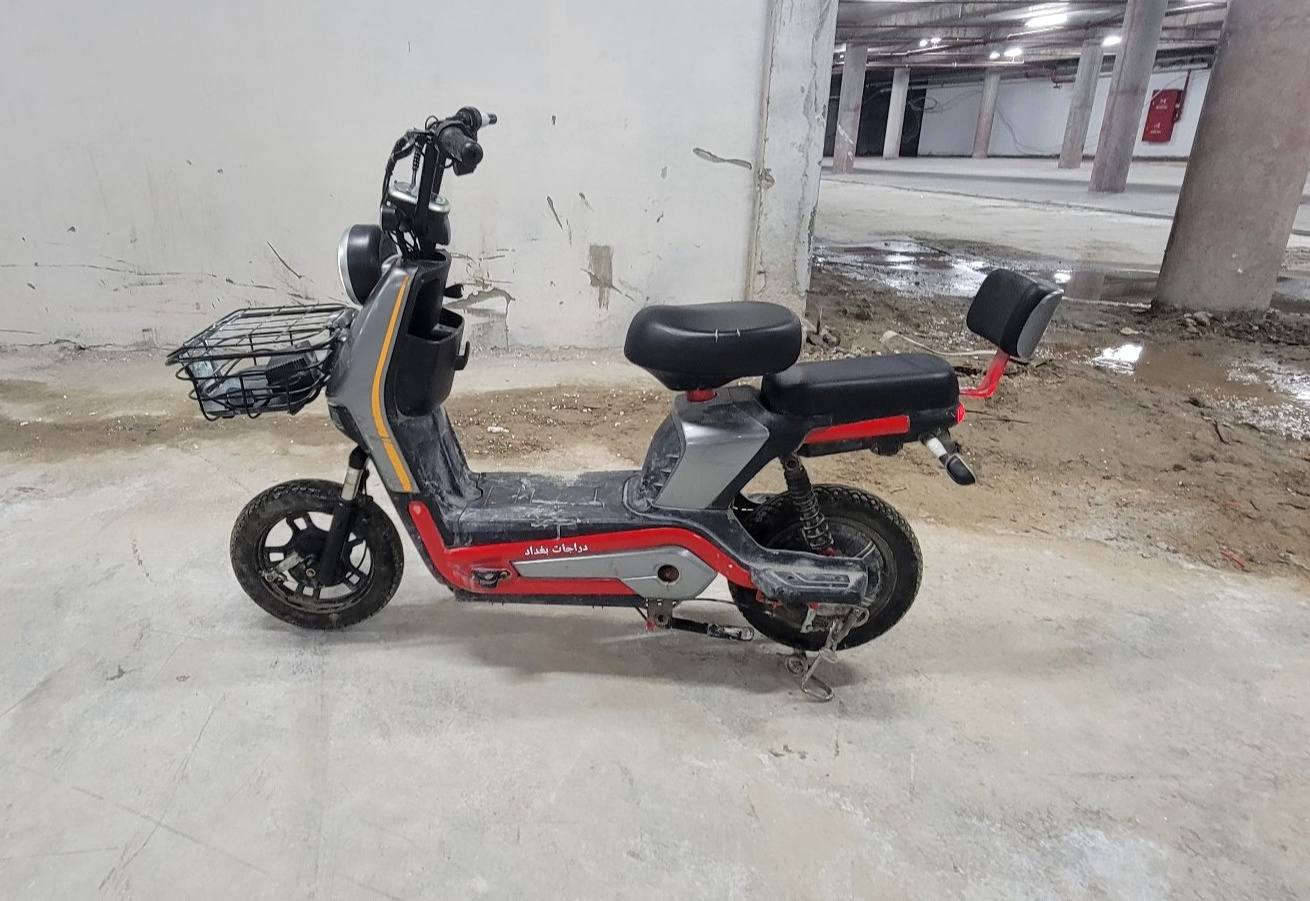 سلام عليكم
دراجة شحن للبيع حجم 14
خمس بطاريات نضيفات جدا
دبل سويج دبل بصمة
سرعة 60 حقيقي50
دراجة نضيفة بس اشاير عطلانات
دراجة سعرها 250 و بيها مجال بسيط
حي الجهاد مجمع النسيم
***********
واتساب فقط
