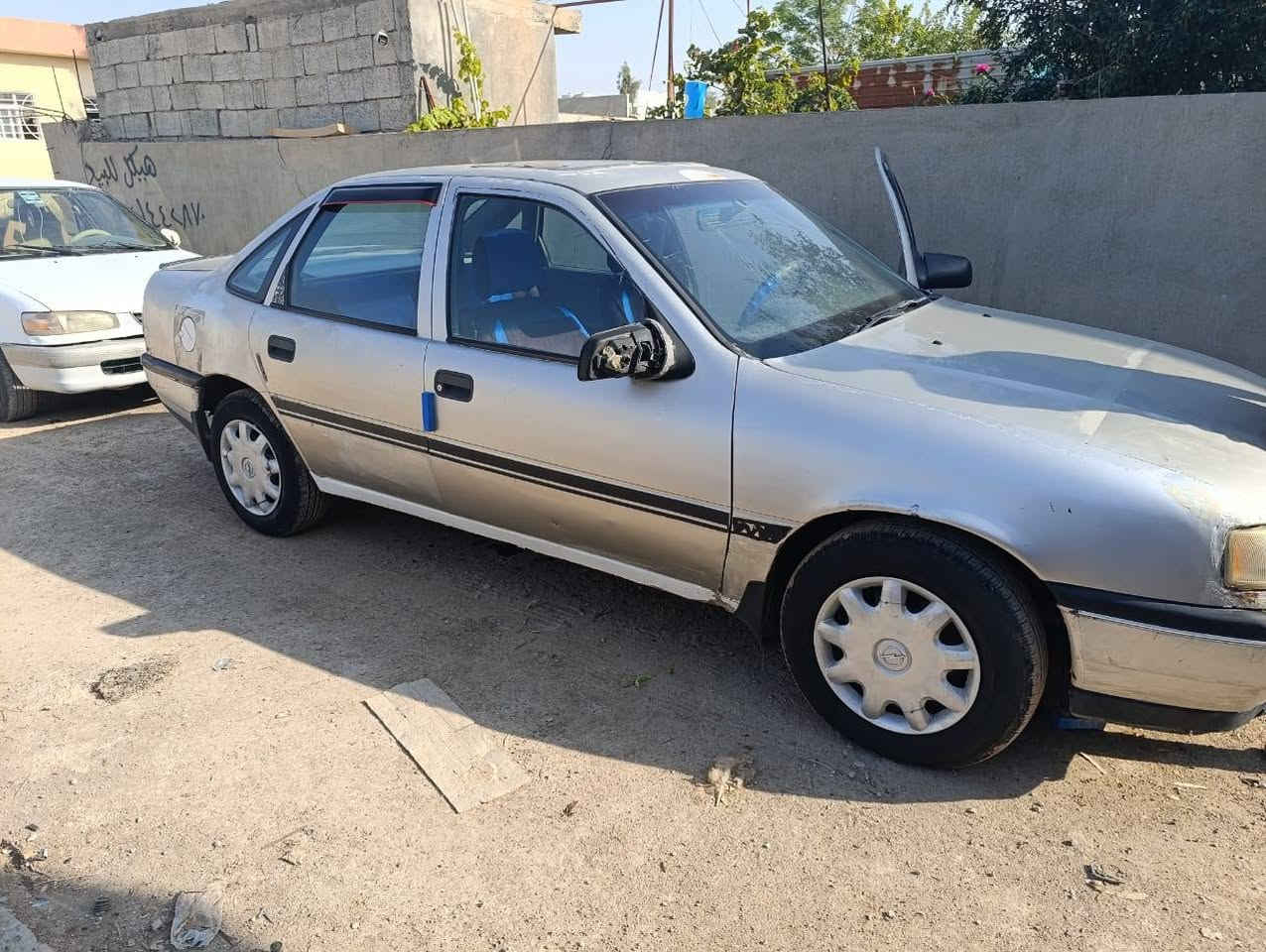 فكترا حجم 18موديل 92 رقم صلاح الدين مشروع وطني جاهزه كير محرك تخم تاير باتري تدفه كلها شرط السعر37وبيها مجال مكان الحويجه قريه الكفاح ***********
