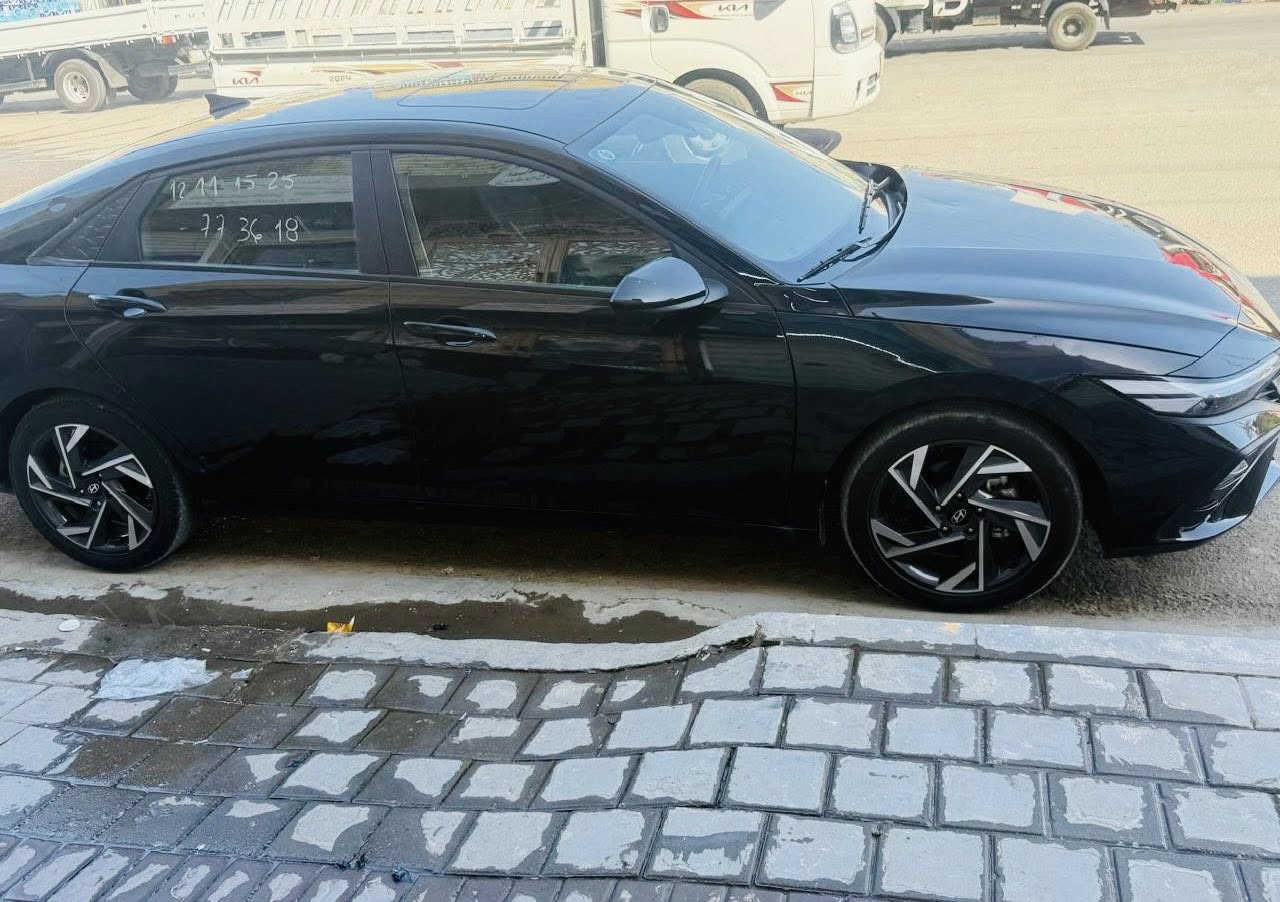 *سلام عليكم الالنترا موديل  2024 وارد امريكي
*ماشية (16000)الف كيلو

*فول مواصفات 1/1 حادثها بالمنشور 

 *سيارة بسمي تحويل مباشر رقم الدولي الجديد سنوية 2030
كشنات كنتارة اسود ملكي تحكم كهربائي 
*بصمة ابواب وتشغيل عن بعد 

*فتحه تحكمات ستيرن جهتين

*مكينه: 2000 دوش

 *مع رادار GBS و شاحن واير لس

*حساسات أمامية وحساسات خلفية وجانبية 

*لد أمامي ولد خلفي متصل ولد ضباب

*شاشه أصليه كاربلي 

*صندوق ذكي عند الاقتراب 

*اشارة ترحيب ابواب لد عند الاقتراب

*كامره دواره خلفية مع كامرة أمامية وجانبية

*وضعيات قياده مود درايف وسياقة ذاتية 

*تبريد قطعتين وبعد مواصفات  معروفة 

*م/ سيارة مبدلة قطع بلادية مال حادث فقط جاهزه الاخير دينار ما تصرف عليها
*معروضة :ب(155$💸) وبيها مجال الطيبين للتواصل على الرقم
الهاتف:***********
مكان السيارة: بغداد/م الصدر

