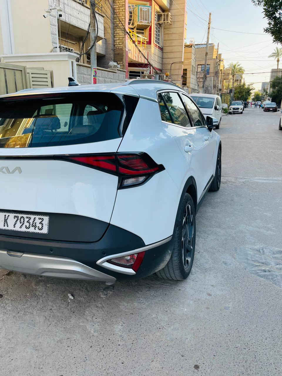 KIA SPORTAGE(ضمان الدولية العراقية)
الموديل :-2025
عداد المسافة :-8000 كم فقط
المواصفات :-
1- بصمة ابوات وصندوق وتشغيل
2- صندوق كهرباء
3- صف المقاعد الامامي كهرباء
4- شاشة اصلية وكامرا
5- رادار جانبي
العنوان :- الكرخ / البياع
السعر :-23.500 $ قابل للتفاوض 
للإستفسار :-***********
