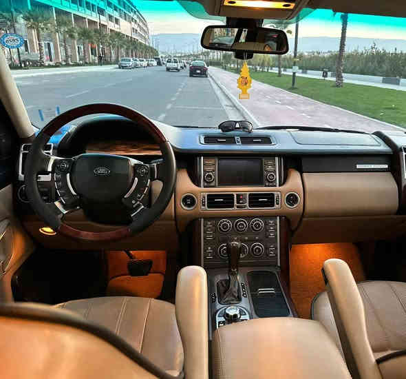 ڕانج ڕۆڤەر ڤۆگ 2010 مواسەفات HSE- سفری شریکەی سردار
پێشی کراوە بە 2013
سەیارەکە قەپات مواسفاتە ئۆتۆبایگرافە
مەکینە هەشت پستۆنی بێ سوپەر مەرخوب
فۆڕ و ویل 4✖️4 دەبڵ ئەکسل 
سەیارەکە تابڵێی بە جوانی و تازەیی
ماوەتەوە فوول مواسفاتە
سەیارەکە دوو پارچەی بۆیاخە بێ دەعم و ئێرباگ
گیر و مەکینەو کارەبایی و هەموو گیانی بەشەرت

سعر لە کۆمێنت داوابکە ڕاستەخۆ بۆت دیت 📩 

سەنەوی 2030 تازەیە بە ناوی خۆمانەوەیەو ڕەقەم سلێمانییە تەبرید و چووپەکانیشی.بە شەرت
مواسەفاتەکانی
سڵاید و بەسمە-شاشەی بیلاد لەمسە-دۆسەکارەبایی-فۆڕمیکایەو جلدە -کوشن خەزن و کارەباو میمۆری-360 کامێرایە- پشت و پێشی حاسەیە-کوشن ساردو گەرم-سوکان هیتەر-کەلەی کوشنەکان تەلەفیزیۆنەو سیستمی 
‎ و - ئایپادی تەحەکوم بە تەلەڤیزۆنەکان و کەلەو DVD
‎سەماعە -HARMAN/KARDON 
سنووق جەگ گێج ئەلکترۆنییە-لید.و عدەسەی بیلادییە-پێنج مۆدی لێخوڕینی هەیە نیزامی چوپەکانی بەرز و نزمی پێ ئەکرێت-و تحدید سورعەو سوکان 
ڤۆلیۆم و تەلەفون زۆر مواسفاتی تر ماوە باسی بکەم

ژمارەی خاوەنی 
***********
