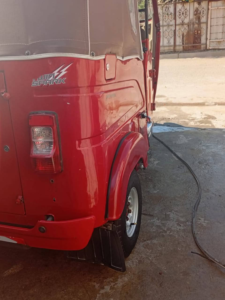 سلام عليكم تكتك 2022/3/24تكتك مجفته بوشه وبستم شركه نصبته احله من الصور تجي وتشوف تخم تاير جديد ***********0خابر وتدلل
