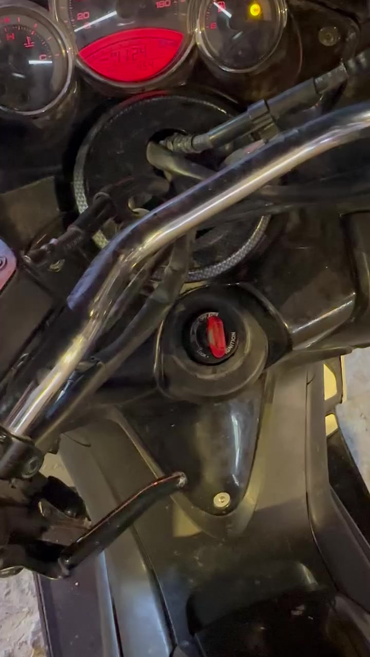 تي ماكس 11خمسيني للبيع مكينه مفتوحه صار بيه كرنك صلحتهه وبقه بيهه صوت خفيف العنوان البصره الجبيله
***********
