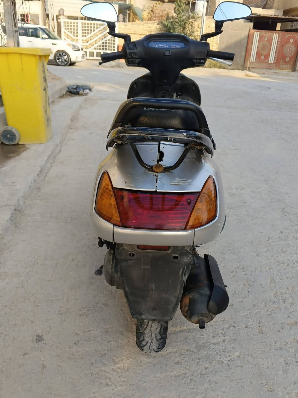 سبيسي ياباني نظيفة شغال سلف وهندر ناعمه مفتوحة مرة وحده 
رايدها 500وبيها مجال الشراي يدلل
مكانها كوت حي الجامعة


**إذا كنت صاحب هذا الإعلان وتريد حذفه لأي سبب، رجاءا أرسل رسالة إلى الدعم الفني**