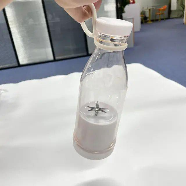 خلاط شحن محمول
بداية خير انشالله لمتجر ناشئ اول منتج و اول بضاعة 🤍

توصيل بغداد:3000دينار

توصيل محافظات:5000دينار

التواصل واتساب: ***********

او ماسنجر

- تستخدم لعمل العصير والسموذي

الميزات:

- وعاء شفاف من البلاستيك بسعة 350 مل

- شفرات حادة للخلط وتقطيع الفواكه

- الملحقات: قاعدة شحن لاسلكي

- قاعدة بلاستيك مانعة للانزلاق

- بطارية بحجم 1400 ملي أمبير

- سهل الفتح والتركيب

- المنشأ: الصين

- مدة الشحن 4-6 ساعات

السعر:13000دينار
