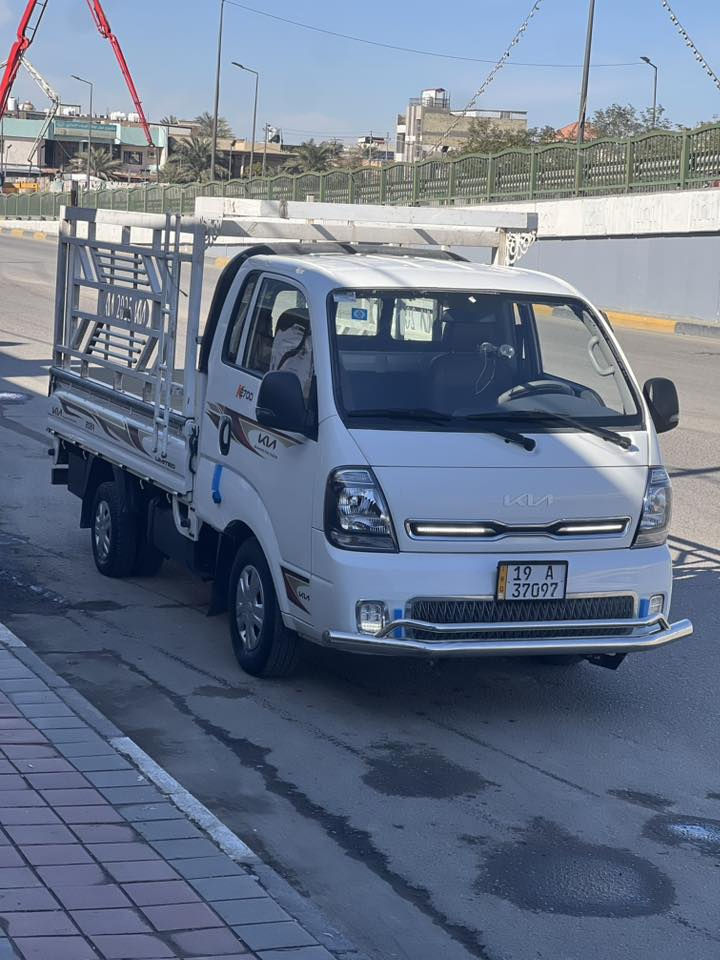 السلام عليكم للبيع فقط
كيا حمل 2700 موديل 2023
كفالة عاملة من كلشي 
هيّا درع امامي خلفي كفالة عاملة من كلشي هيةومحجرها بسمي رقم جديد تحويل ثاني يوم 
سيارة كاملة مكملة من كلشي 
رقمها كربلاء بسمي مباشر
مكاني كربلاء السعر 155وبيها مجال كلش بصيط 
***********
