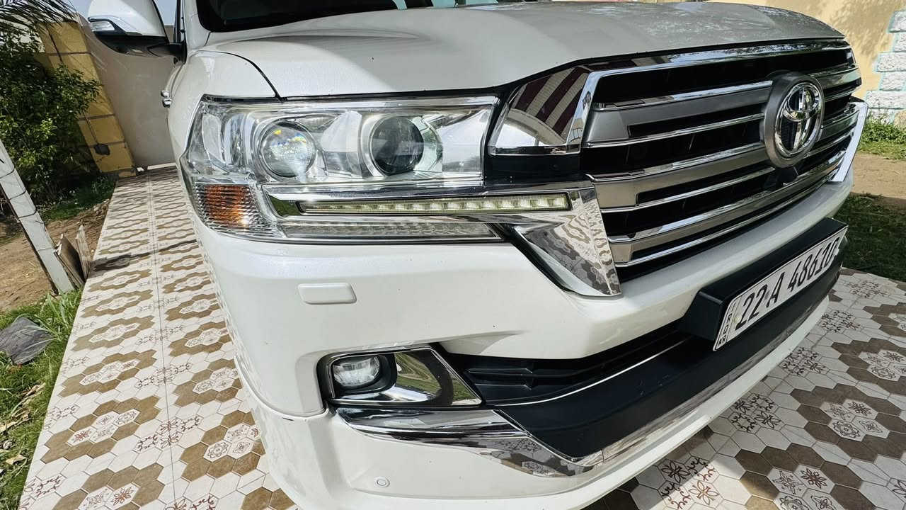 سلام عليكم للبيع لاندكروزر موديل ١٨
سيارة جديدة 
فول موصفات 
ترهم مراوس
***********
