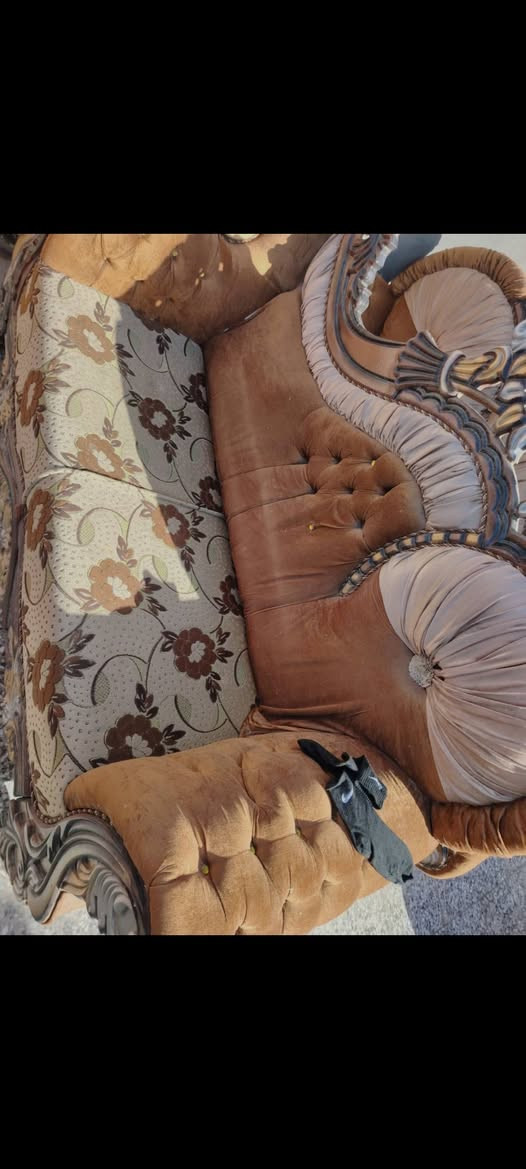 قنفات للبيع سفنج قوي 3كروتيتات وثنين كراسي تخم قوي لاشك ولاكسر بي السعر200 المكان كربلاء


**إذا كنت صاحب هذا الإعلان وتريد حذفه لأي سبب، رجاءا أرسل رسالة إلى الدعم الفني**