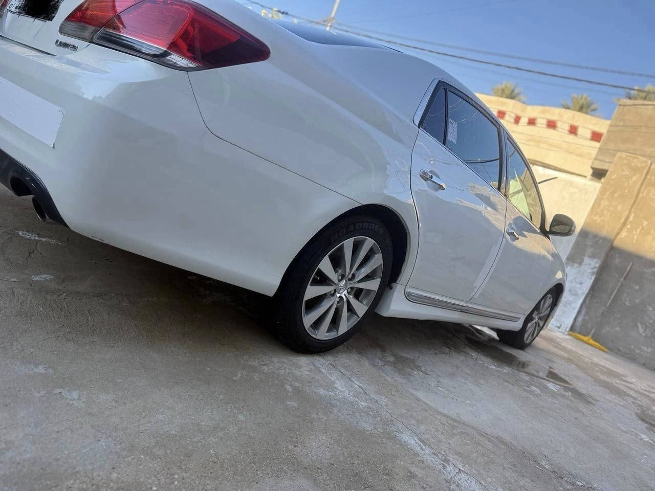 افلون 2011 خليجي لمتد 
رقم بغداد دولي بسمي هزه  وسنويه جديده 
تحويل مباشر 

فول 1/1
5 بصمات تشغيل +ابواب 

فتحة سقف اسلايت 

تبريد قطعتين 

اشاره ترحيب 

5 ويل كب +تخم تاير ياباني جديد
 
حداديه جديده 100‎%‎

منضومه زنون عالي ناصي +بلوجكتر 

غرفه جديده بالكارتون كهربائيات كلهه شغاله 

سياره جديده واحلى من الصور 

مكينه كير مكفولات 

اي نقص بالسياره ماكو جاهزه للأخير 

سونار موجود بالمنشور 

مكان السياره محافظة واسط الكوت مركز مدينه 

 السعر 155
——————

***********
