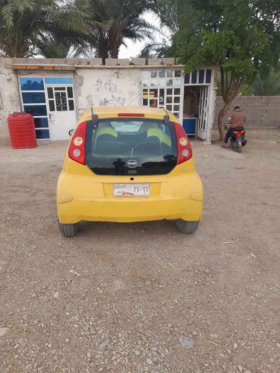 بيواي موديل15.. 
مكينه كير عقل ضفيره سايبه كفاله.. 
حداديه نص عمر.. باتري جديدكهربائيات شغاله سياره جاهزه شوف لعين مطلوبه هيئه.. سعرها 19 بيها مجال اومراوس بقل منها محتاج لفرق
((سنويه ضايعه بيها ابلاغ اوقرار قاضي تريد تحويل تريد وكاله)) 
, مكاني كوت 
***********
