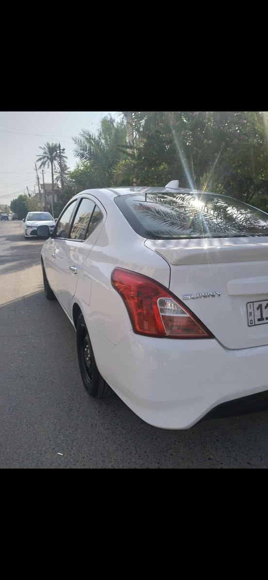 السلام عليكم
للبيع نيسان سني موديل موديل 24 رقم بغداد بسمي تحويل مباشر 
ماشيه 17 الف حقيقي 
السياره كفاله عامة 
كشنات وكاعيه جلد 
العنوان بغداد الصليخ 
اتصال 📞 ***********
