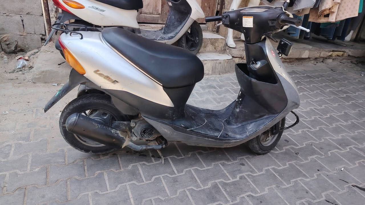 دراجة ساسوكي نضيفه للبيع ٣٠٠ وبيهه مجال مكاني سوق العماره الكبير ***********
