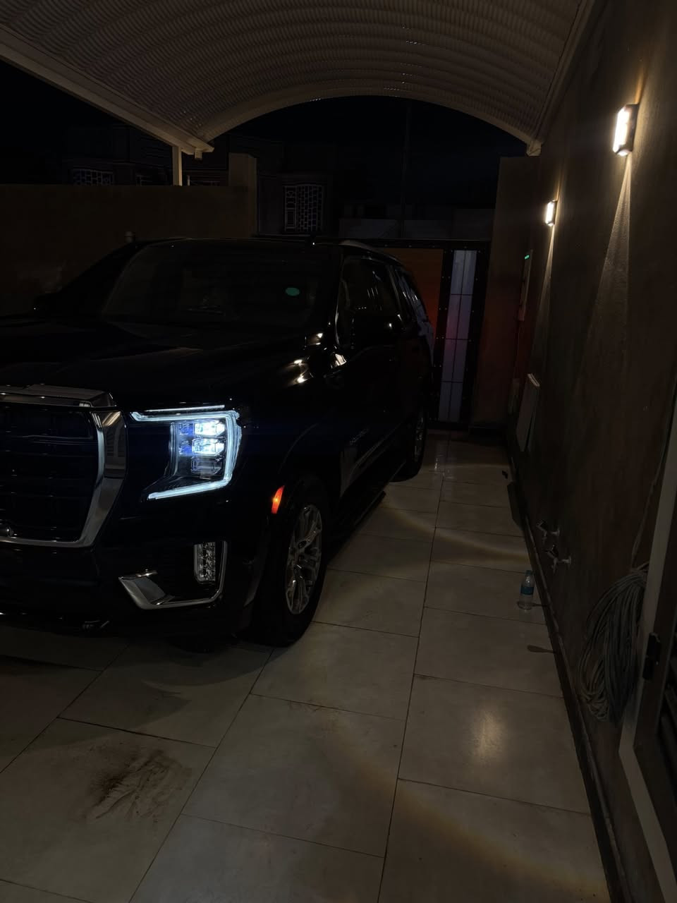 يوكن خليجي كفالة عامة 2024 sle ماشية 40الف السيارة جديدة بشكل السعر 510 وبيهة مجال بسيط 
رقم:***********
