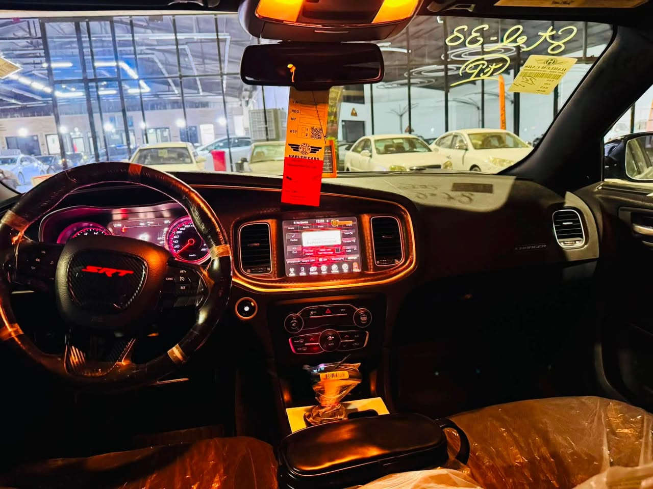 جارجر2016
مكينة6 3600
السيارة فول
ماشي 165
بيع مستعجل
كلين بدون ضرر
السعر النهائي185
موبايل***********
***********
العنوان موصل جانب الايسر
