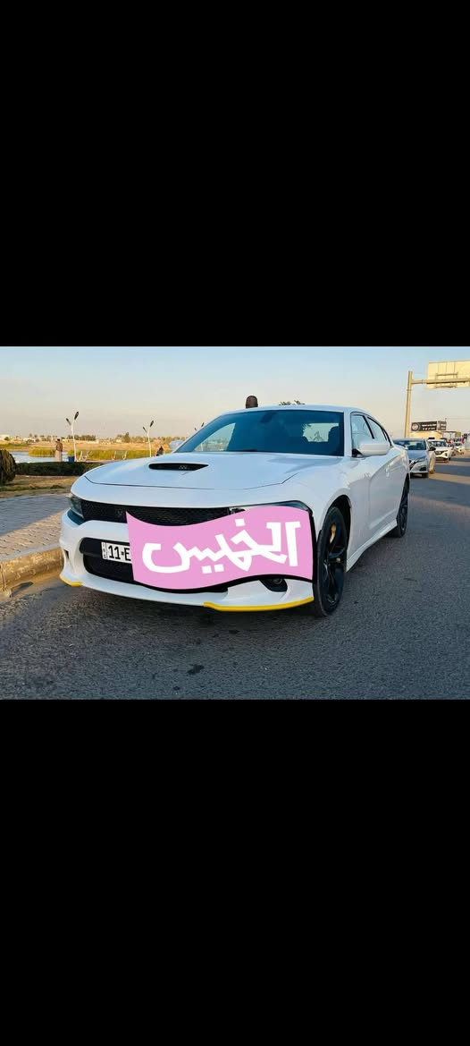 2017 SXT يالله السلام عليكم 
***********  ☎️
محرك 3600 V6 
سيارة  ونظيفة وخير من الله
رقم بغداد الجديد بسمي 👍
كشنات حضن 
بصمه تشغيل عن بعد
ويل 20 اصلي وتخم تاير  
شاشة جبيرة ابلاد
كامرا حساس
تبريد قطعتين
ضرر واضح ب صوره والسونار بنيد جيتي ودعاميه 
منظومه عدسات زنون اصلي 
سعر 18.800$ بيها مجال 
مكان سيارة بغداد/ حي اؤر
الشراي اخلي ع راسي المو شراي لا يتعبني وبالخدمه.
