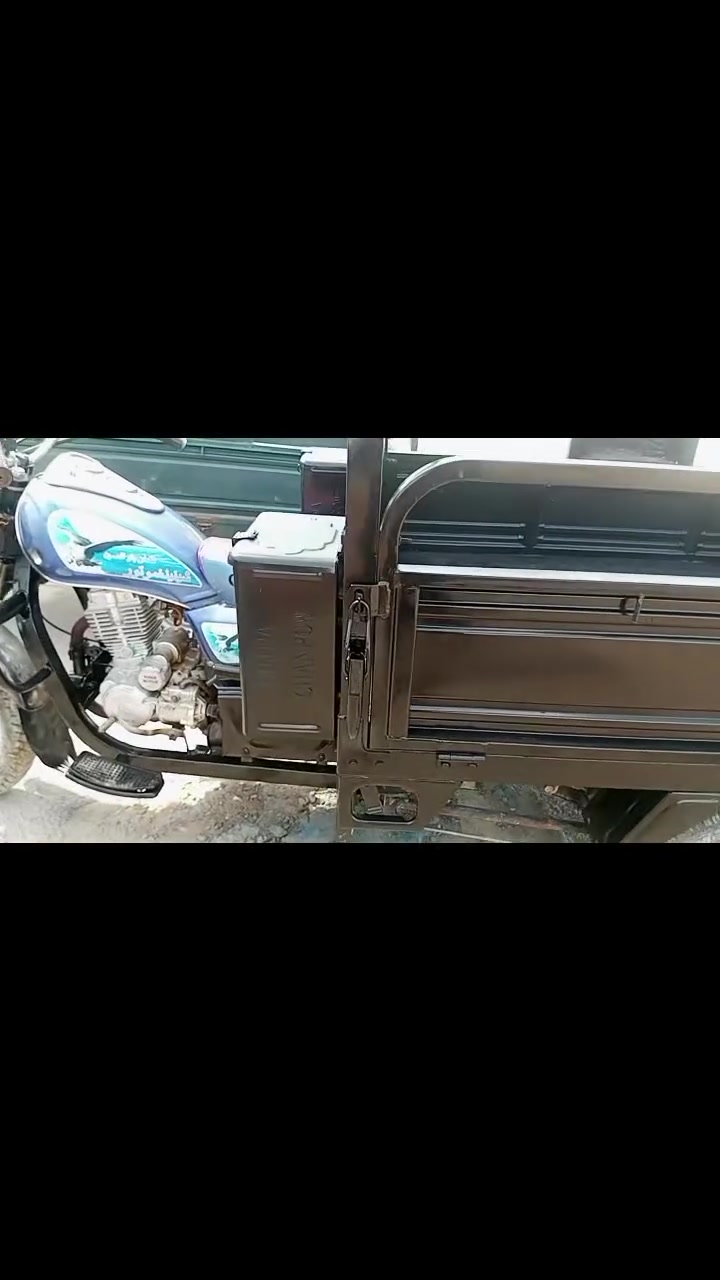 شتريد اصبخلك اشكال يالون تريده اجيبه الك بسنيه يم بانزين خانه ***********
