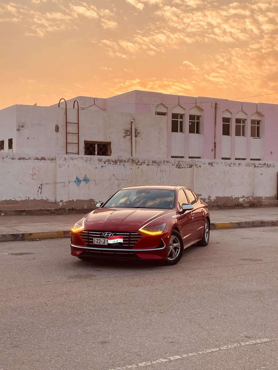 سلام عليكم 
سوناتا موديل 2022 للبيع 🛑السياره كلين🛑 يعني مابيها ضربه فقط الداعميه الخلفيه مبدله بدون قطرة صبغ بدون اي تعديل 
صورة الحادث موجوده بالمنشور
صاحب السياره - *********** واتساب
