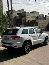 🌷🌷 للبيع جيب 2019 ❤️ خليجية وكالة ❤️ بأسمي بغداد الجديد هزة وسنوية كلة...