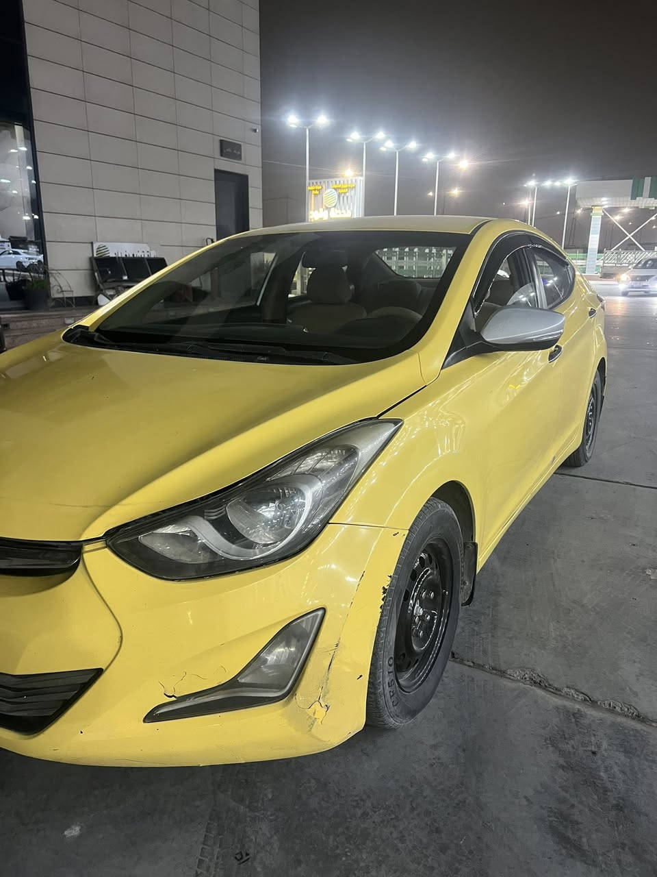 السلام عليكم
لنترا للبيع 
موديل 2014 خليجي 
مكينه 1600 دوش لا تنقيص ولا تبخير 
كفاله من الضربة 
رقم بغداد الدولي هزه جديدة السيارة مصفره هيئة وغرامات 
السعر   96 $
العنوان بغداد البلديات 
للاتصال  ***********
