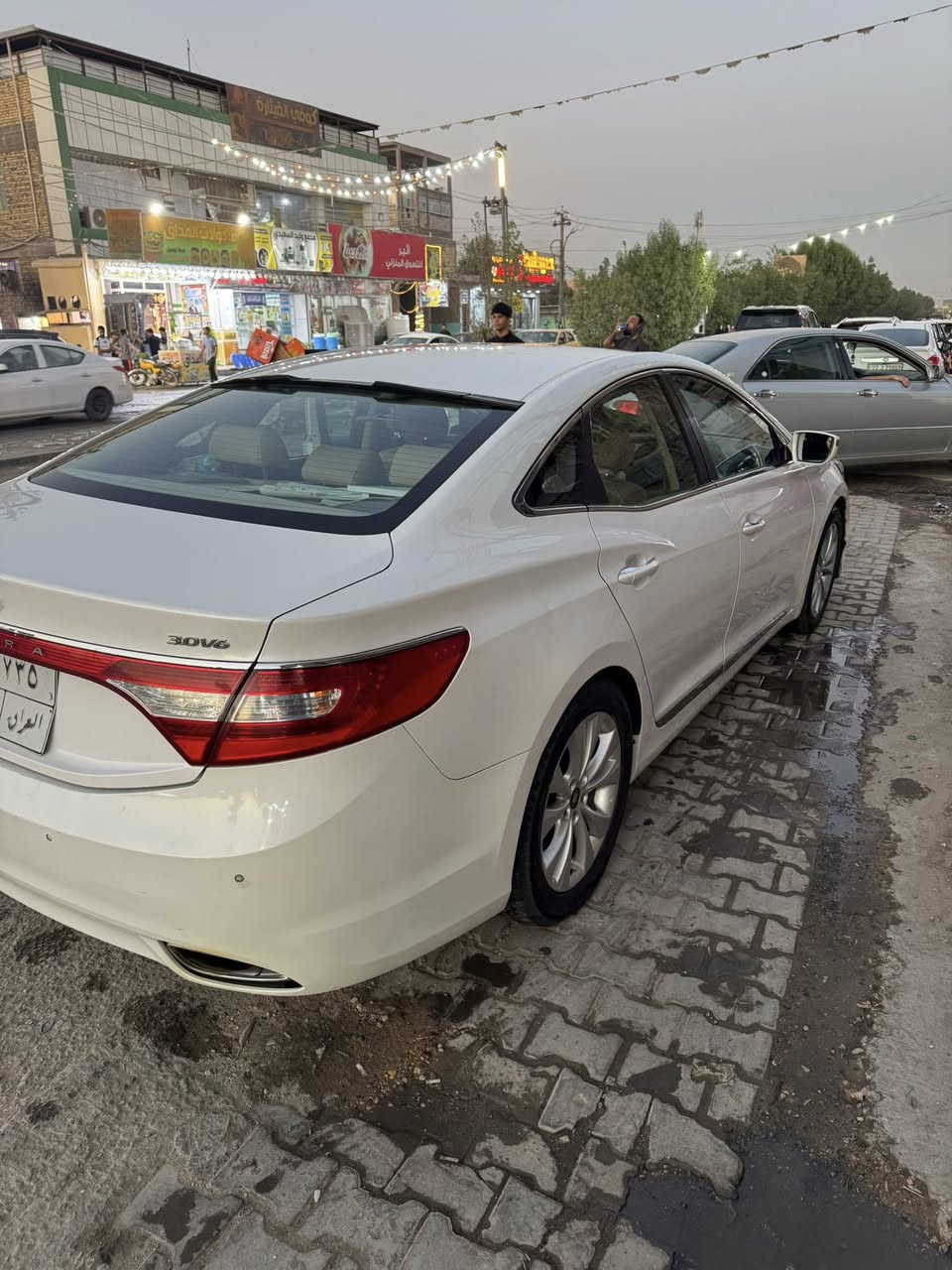 ازيرا ٢٠١٥ مكفولة وارد خليجي اربيل سعرها ١٢٥ ورقة.  ***********
