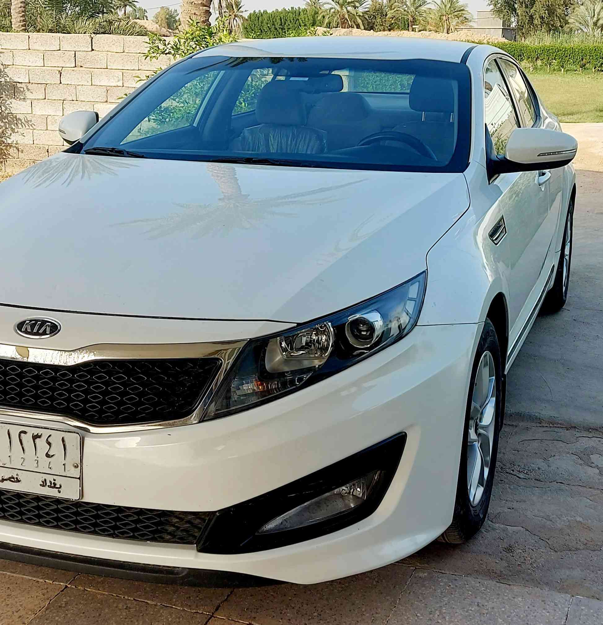 اوبتيما 2012 خليجي بأسمي  كفاله من الصبغ والحادث بيها بارد بالباب الخلفي عكس السائق محرك 2000cc
على الشركه السياره الحمدلله جاهزه من كلشي 
السعر  120 ورقه 
العنوان بابل جبله 
للاتصال ***********
            ***********
