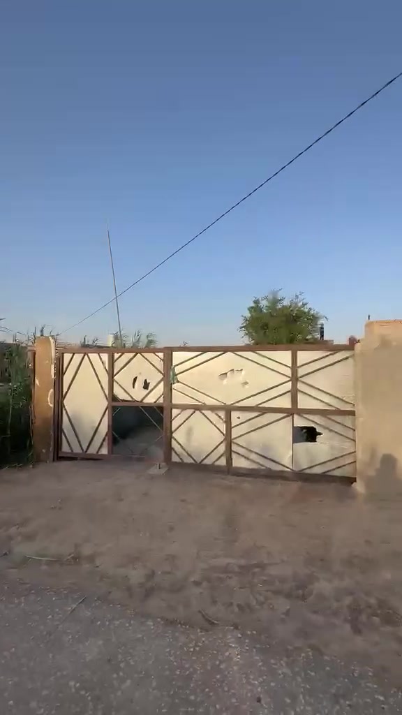 اعلان عقار مميز للبيع 📢

ارض طابو زراعي سند 25 تحويل مباشر
سند مفروز وحدة أبو الفسفورة

🔹 مساحة الارض: 3 دونم
🔹 تحتوي على بيت بمساحه200 متر

🏡 مواصفات البيت:
• 3 غرف نوم
• صالة استقبال
• مطبخ حار وبارد
• حمامات داخلية وخارجية
• واجهة شارع 25 متر

✅ المنطقة مخدومة بالكامل:
ماء • كهرباء • تبليط • ماء سقي • سحب مولدة

📍 المدارس والحسينية قريبة جداً من الموقع

📌 الموقع:
بابل – المشروع – منطقة العزاوية
تبعد عن الشارع العام 3 كيلو متر فقط

مكتب مهدي سمير 
***********
***********
