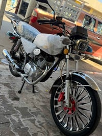 زنجيل ٢٠٠ • ٢٠٢٤ • اوراق