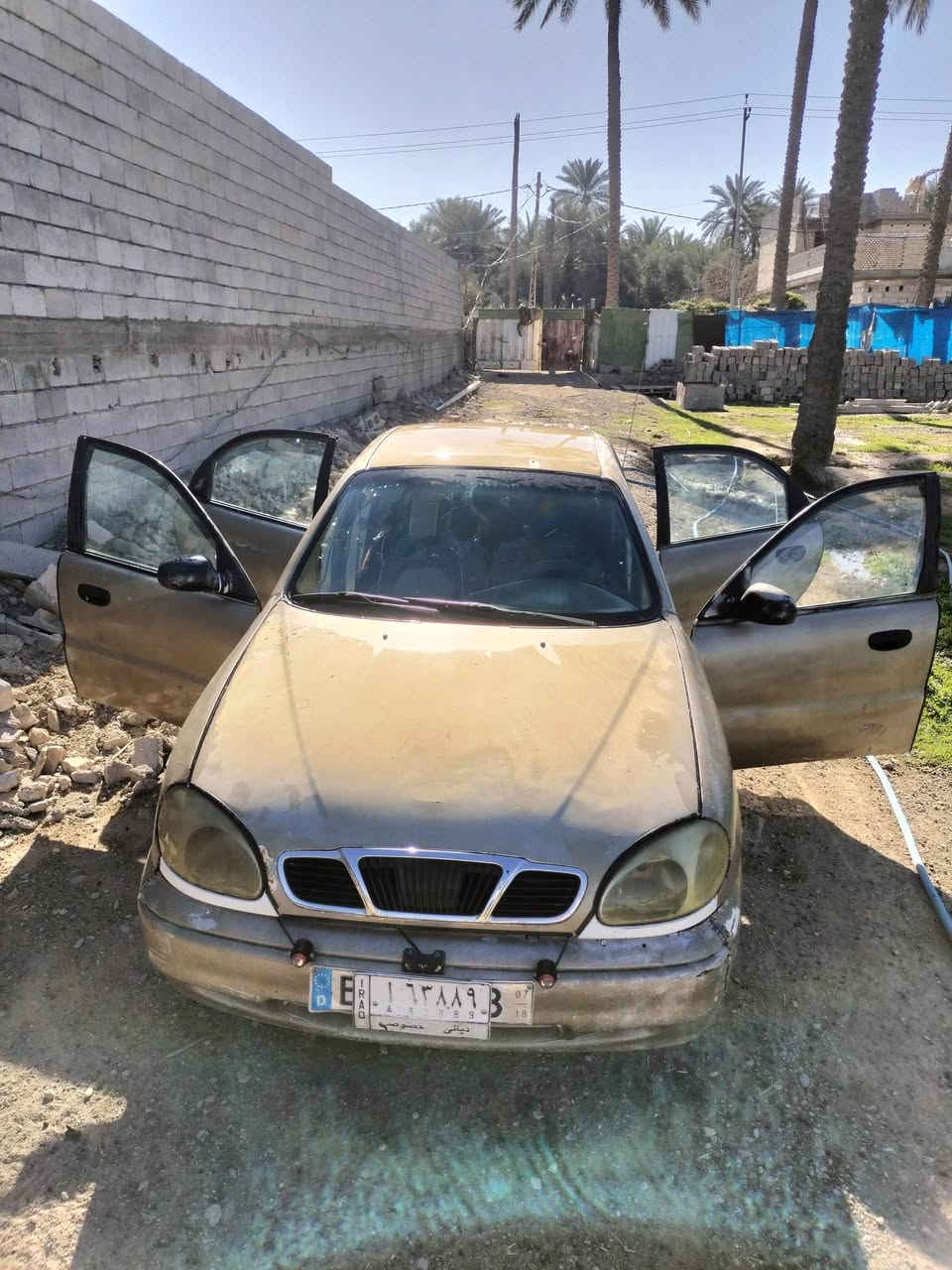 دايو لانوس  للبيع
موديل 2001

مكينه بيها تبخير 

والباقي واضح بل فديو 

سياره  بسمي تحويل مباشر سنويه جديده 
السعر 20وبيها مجال 
مكان السياره ديالى الخالص 

***********ما متوفر على الفيس
