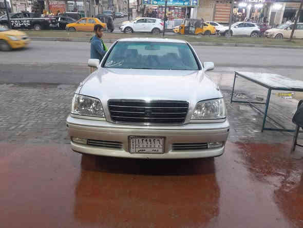 سلام عليكم ملكةموديل ٢٠٠٣ مكفولة من الكص ونقل جثة صولية قرار ٤٨ رقم كركوك  بيها بارد جاملغ خلفي وجاملغ امامي بارد فقط مكينة جديد قبل شهر شديتها تخم تاير جديد سيارة فول عدة الفتحة ٤ دكم سيارة خير من اللة السعر ١١٥ وبيها مجال بصيط *********** مكاني بغداد مدينة الصدر
