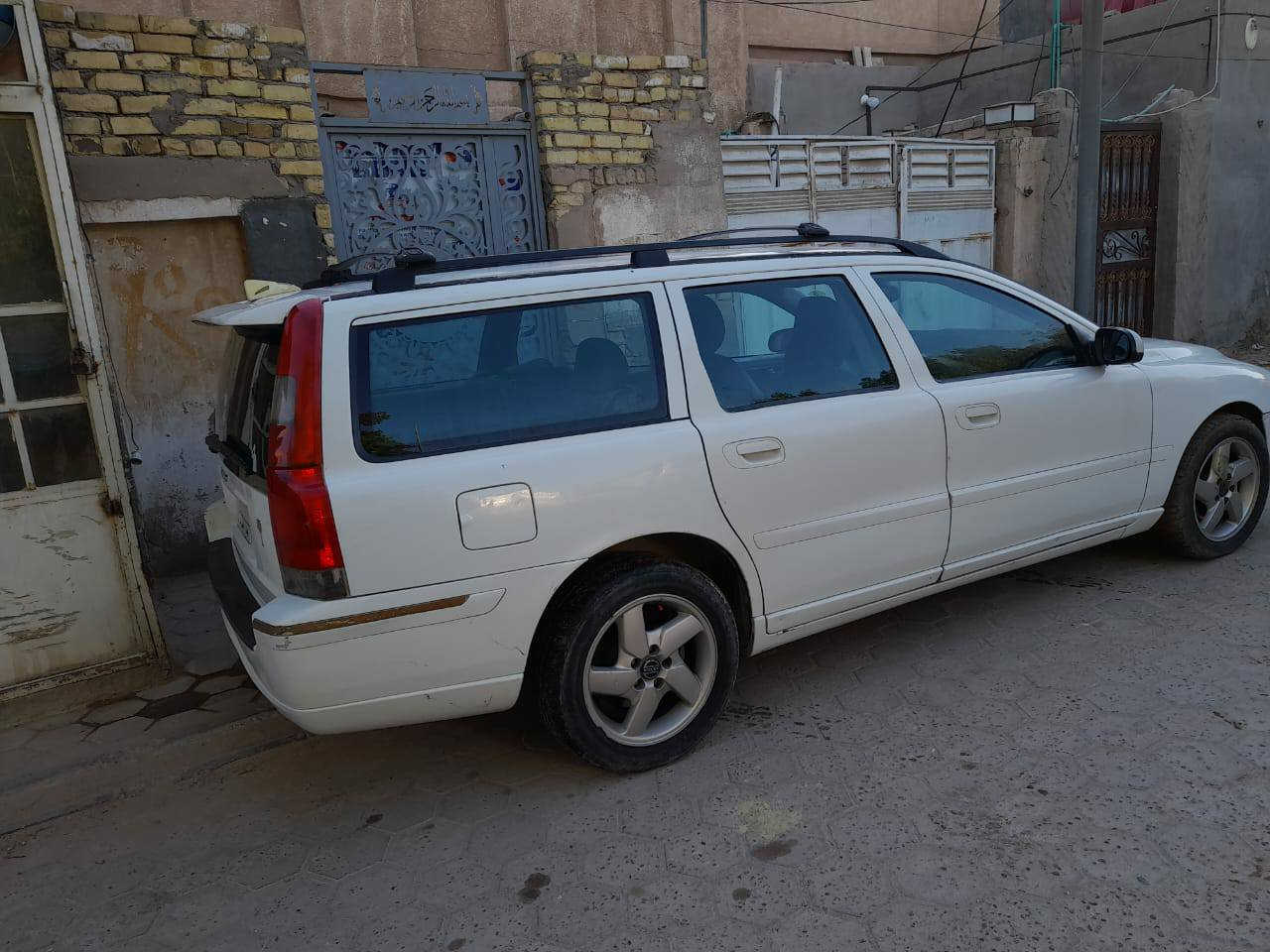 V70  2007 سعر ٥٥او بيه مجال رقم صاحب السياره ***********
