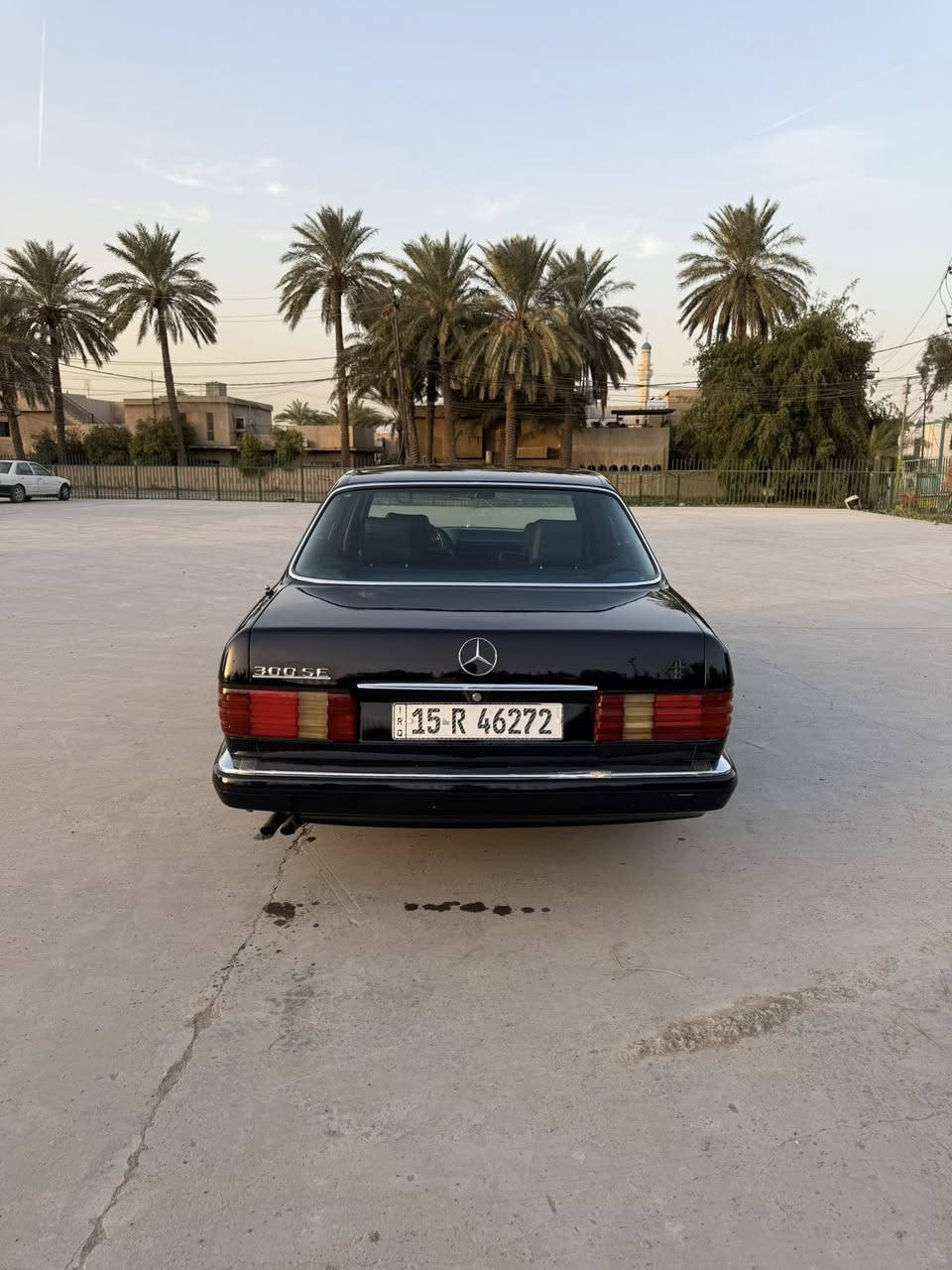 مرسيدس جامبو وارد يابان 300 se موديل 91 باب قصير اللون حبري محرك 6 سلندر بلاد قبق اسود ،، السياره مكفوله من الضربه والخياس ،، صبغ عام جماليه ،، كشرها كلش حلو 
محرك وكير ممتاز ،، صدر امامي خلفي جديد تبريد ثلج
كهربائياتها كلها شغاله ،، السياره مناقصها شي رقم انبار دولي مشروع وطني ،، المكان بغداد حي الجامعه 
السعر 78 ورقه 
***********
