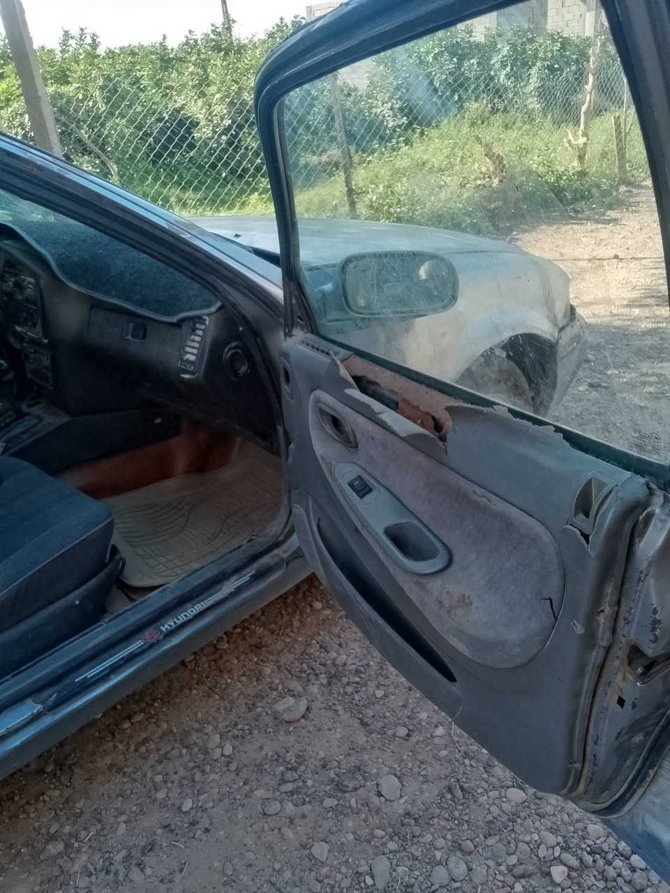 سياره دايو فراشه محرك و كير واكسن شرط نضيف والكشر مبين بل عين السعر 22وبيها مجال الاستفسار الاتصال على رقم ***********
