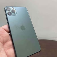 ايفون 11 برو ماكس • ٢٥٦ • بطاريه ٧٧٪