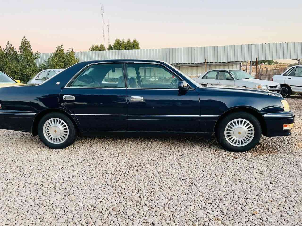 سلام عليكم راس الثور فلات بسمي رقم انكليزي انبار كفاله من الكص والاصوليات ونقل الجثة والضربة القوية ب٩٥ وبيها مجال مكفولة كير ومحرك وحدادية مكان سيارة بالنجف قضاء ابو صخير ***********اتصل وبيك خير ودلل والخاص مفتوح
