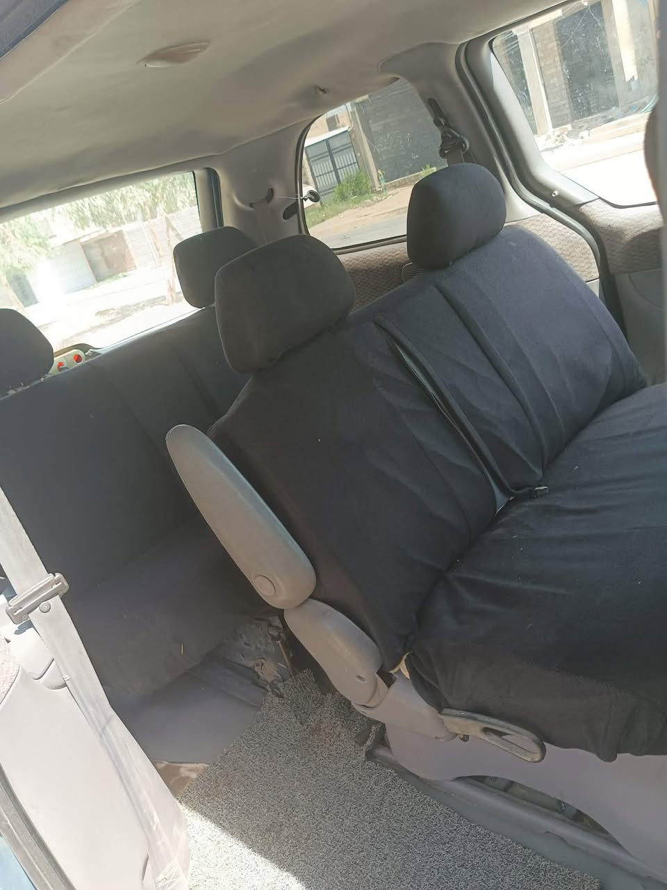 سلام عليكم 
سيارة دوج للبيع موديل 2000
كير ومحرك 3300دوج كير كهربائي شرط محرك وكير كابون بانزين بيها ورقم مسطره نينوى بسمي تحويل مباشر هزه جديده 
كهربئيات شغاله شاشه وسستم سماعات كامله توايرها انضاف سعرها 42بيها مجال  مكان السياره موصل الايسر استفسار اكثر اتصال ع رقم *********** بيها واتساب هم
