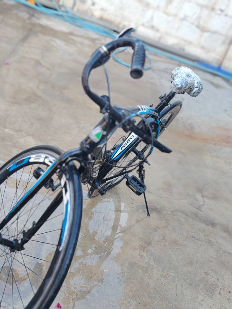 سلام عليكم رمضان كريم  بيسكل رياضي شرط. نضيف ايي عيب مابي سكون مكسور كير كامل شغل 
80وبي مجال نشاء الله ♥ كركوك, العراق


**إذا كنت صاحب هذا الإعلان وتريد حذفه لأي سبب، رجاءا أرسل رسالة إلى الدعم الفني**