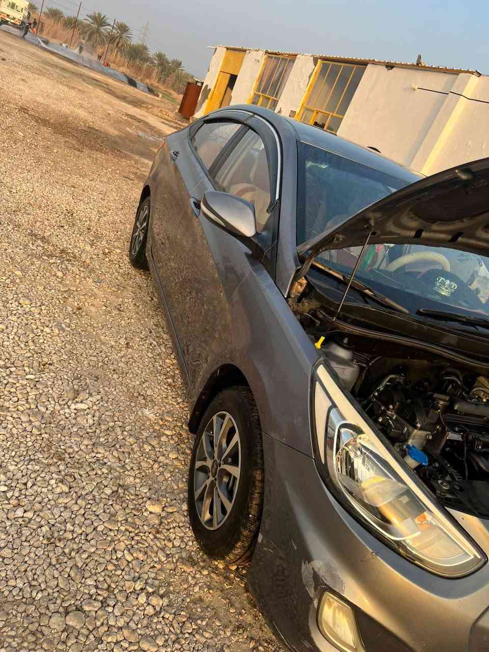 سيارة أكسنت خليجي مكفولة من كلشي باسمي رقم قادسية مكينة ١٤٠٠ رقم التليفون ***********
