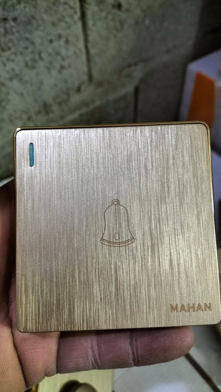 السلام عليكم
سويج أحادي ٢ باكيت
سويج ثلاثي ٢ كارتون ٥ باكيت
سويج ستلايت مع سويج جرس ١ كارتون
سويج الأغا ٢ كارتون
سويج إنترنت ١ كارتون

سويج سخان ٥ كارتون
سويج بلك ١٣ امبير ١ كارتون ٥ باكيت
سويج بلك جوكر شاحن ٧ باكيت
سويج بلك جوكر ٤ كارتون ٣ باكيت
سويج بلك دبل جوكر ٤ كارتون ٢ باكيت

سعر القطعه 1250
للتواصل ***********
