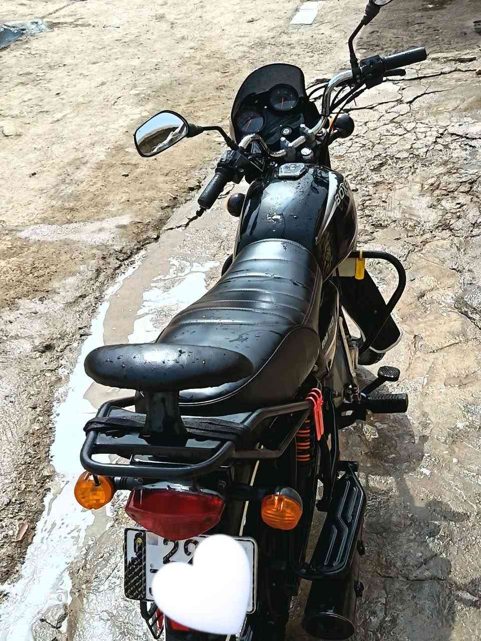 سلام عليكم شباب دراجه بوكسر للبيع مديل 2020 دراجه خير من الله كلشي ما بيه دراجه معروضه مليونين و300 وبيه مجال مكاني كوت حي الحكيم تواصل على رقم *********** وبي واساب ❤
